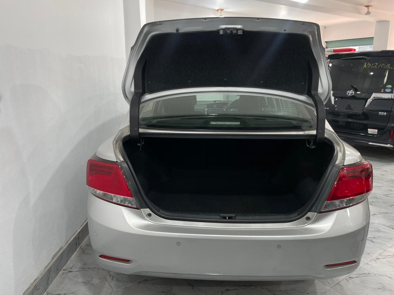 2021 Toyota Alion view 4