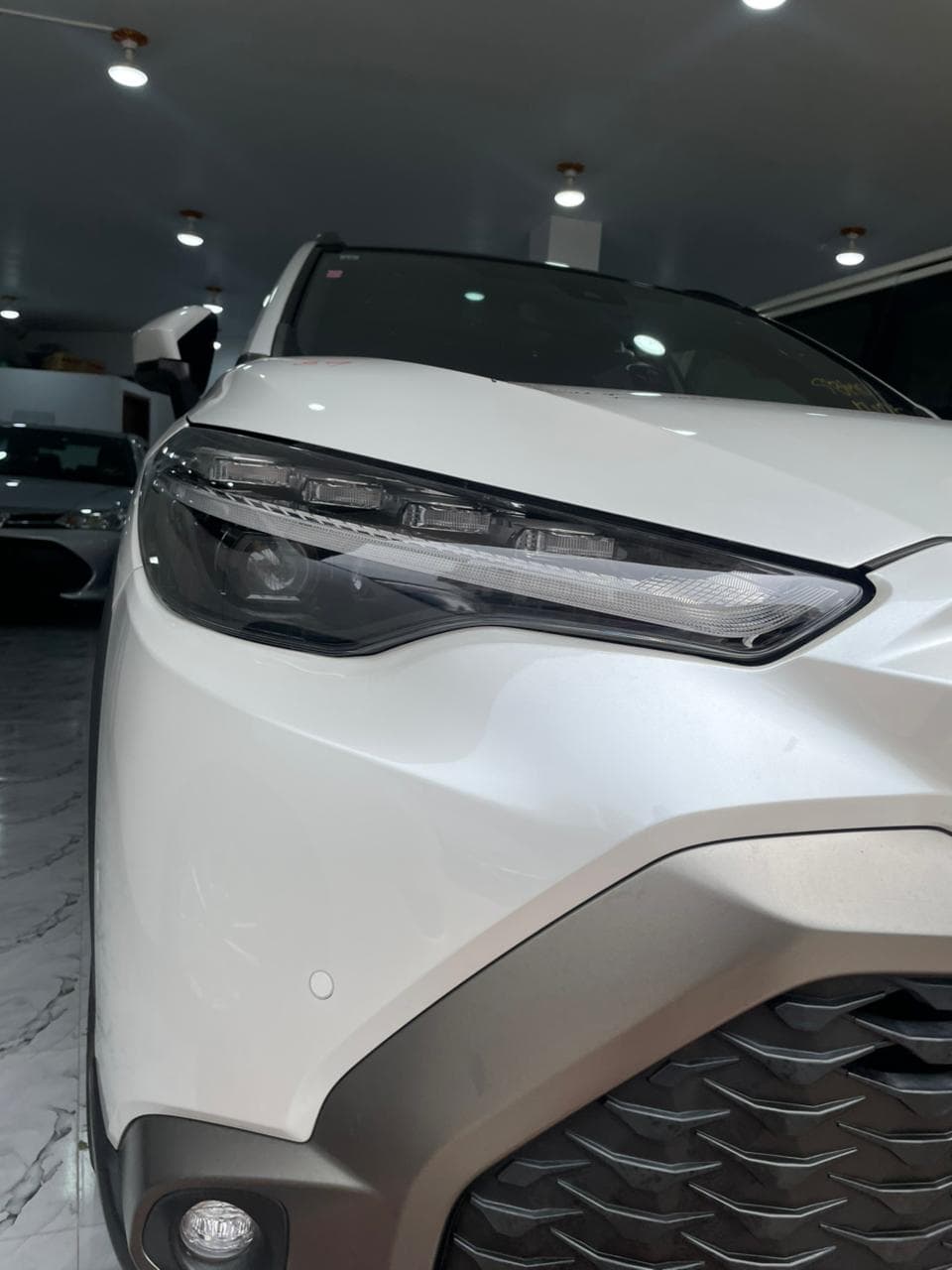 Toyota Corolla Cross view 4