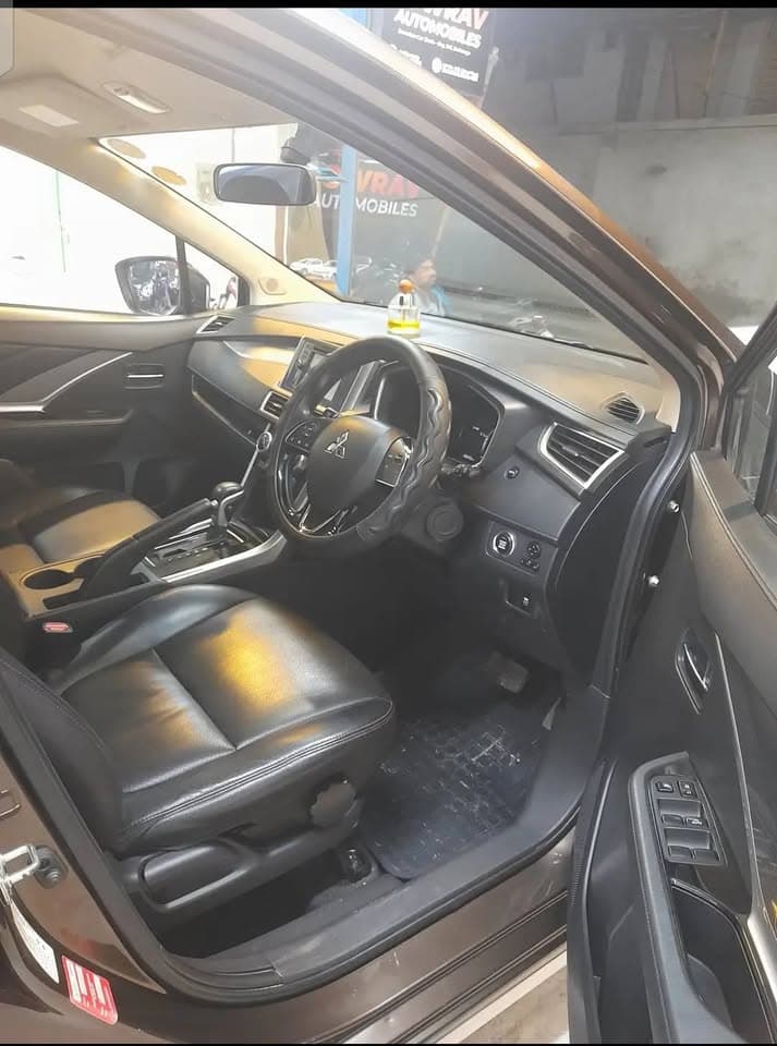 MITSUBISHI X-PANDER view 5
