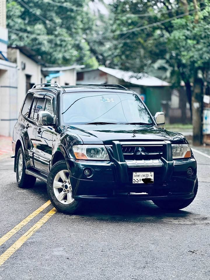 MitsHuBiShi paJeRo
