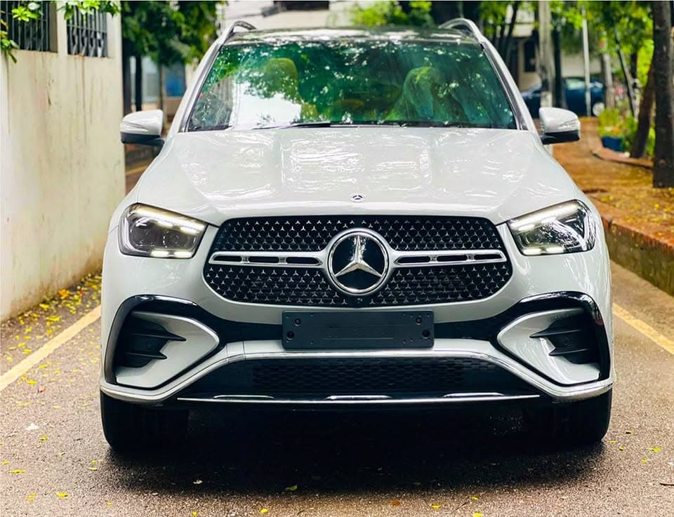 Mercedes Benz GLE 400e Pkg 2025