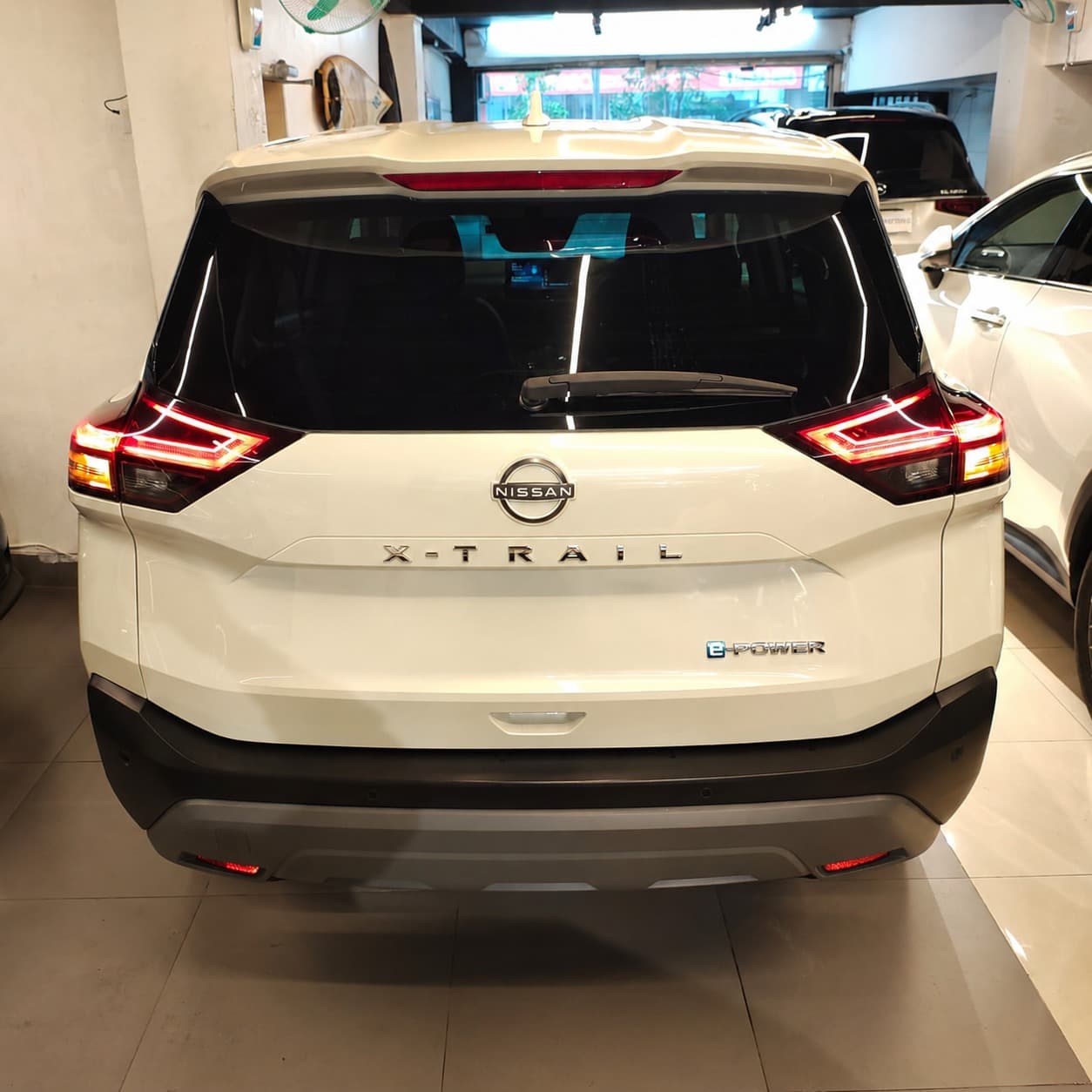 NISSAN X-TRAIL X PKG view 4