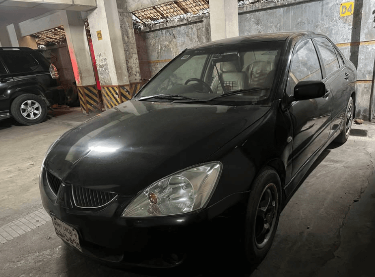 Mitsubishi Lancer 2006 GLX 1600cc view 5