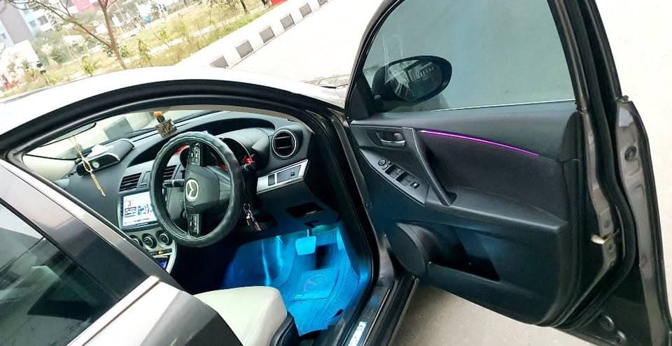 Mazda Axela 2011 view 5